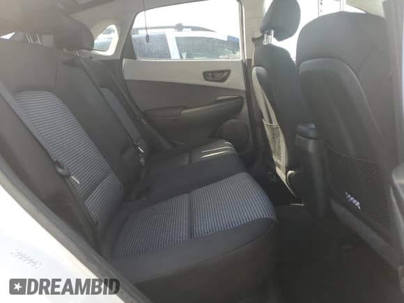 ✅ 2021 Hyundai Kona SEL Plus • VIN: KM8K62AA2MU628565 • Лот: 75035194. Опубликован ранее на Copart с пробегом Не указан. Бесплатный доступ к архиву аукционных продаж из США и подробный отчёт об истории автомобиля на DreamBid. Изображение 11.