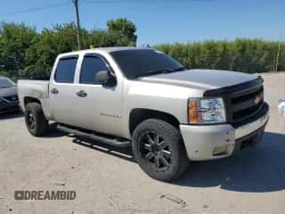 2007 Chevrolet Silverado 1500 1LT z VIN 2GCEC13C871654610, wystawiony jako Copart lot #70802565 z przebiegiem 228 225 mil mil oraz Czysty tytuł • Clean title. Historia ofert i sprzedaży dostępna na DreamBid. Obrazek 4.