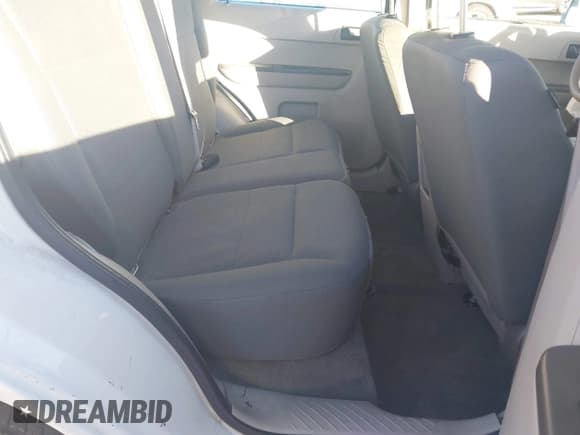 ✅ 2010 Ford Escape XLS • VIN: 1FMCU0C79AKC64216 • Лот: 43841078. Опубликован ранее на IAAI с пробегом Не указан. Бесплатный доступ к архиву аукционных продаж из США и подробный отчёт об истории автомобиля на DreamBid. Изображение 8.