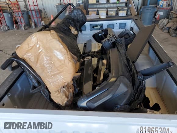 ✅ 2021 Chevrolet Silverado 1500 • VIN: BS81965304 • Лот: 81965304. Опубликован ранее на Copart с пробегом Не указан. Бесплатный доступ к архиву аукционных продаж из США и подробный отчёт об истории автомобиля на DreamBid. Изображение 7.