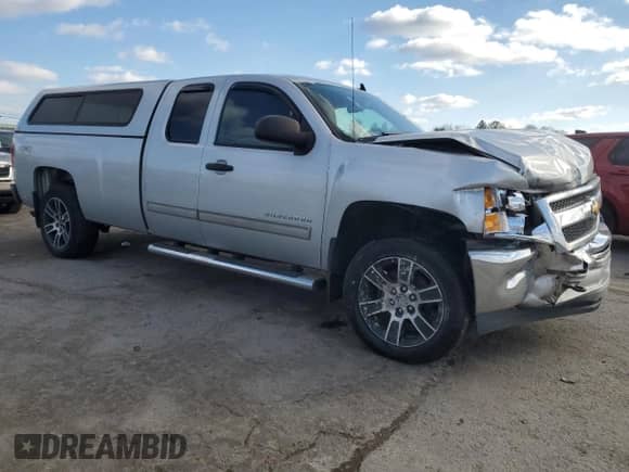 2012 Chevrolet Silverado 1500 LT with VIN 1GCRKSE01CZ271719, listed as a Copart auction lot 88453695 with 139,300 mi miles and Salvage title. Bid and sale history available at DreamBid. Image 4.