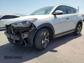 ✅ 2018 Hyundai Tucson Sport • VIN: KM8J3CAL5JU761537 • Лот: 67133745. Опубликован ранее на Copart с пробегом 76 760 миль. Бесплатный доступ к архиву аукционных продаж из США и подробный отчёт об истории автомобиля на DreamBid. Изображение 1.