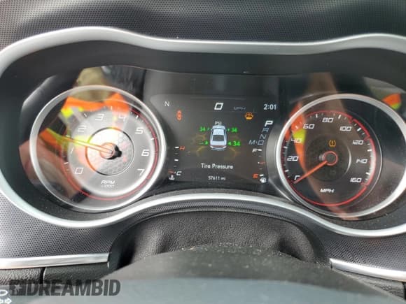 ✅ 2018 Dodge Charger R/T • VIN: 2C3CDXCT7JH237084 • Lot: 81502185. Wystawiony na Copart z przebiegiem 57 611 mil. Bezpłatny archiwum sprzedaży aukcyjnych z USA i szczegółowy raport historii pojazdu na DreamBid. Zdjęcie 9.