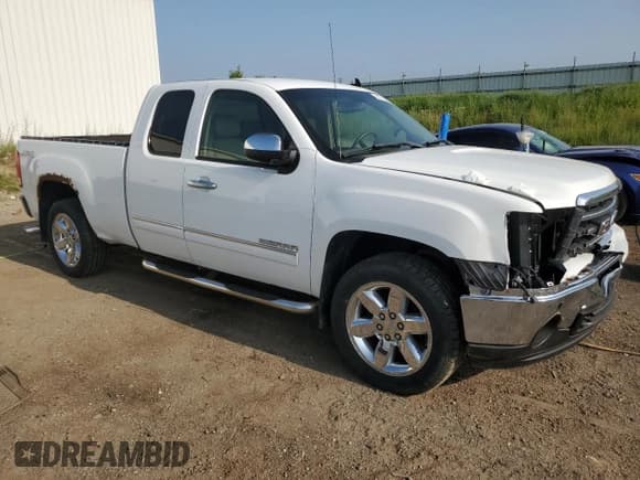 ✅ 2013 GMC Sierra 1500 SLT • VIN: 1GTR2WE75DZ272068 • Lot: 61179585. Listed on Copart with 203,512 mi. Free auction sales archive from the USA and detailed vehicle history report at DreamBid. Image 4.