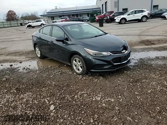 ✅ 2017 Chevrolet Cruze LT • VIN: 1G1BE5SM5H7197850 • Лот: 91531005. Опубликован ранее на Copart с пробегом 97 232 миль. Бесплатный доступ к архиву аукционных продаж из США и подробный отчёт об истории автомобиля на DreamBid. Изображение 13.