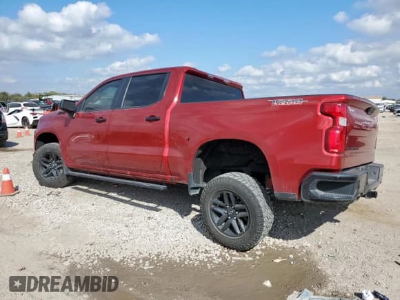 ✅ 2022 Chevrolet Silverado 1500 LT Trail Boss • VIN: 1GCPYFEDXNZ220190 • Lot: 91351115. Wystawiony na Copart z przebiegiem 44 096 mil. Bezpłatny archiwum sprzedaży aukcyjnych z USA i szczegółowy raport historii pojazdu na DreamBid. Zdjęcie 2.