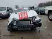 2014 Dodge Challenger Shaker z VIN 2C3CDYBTXEH101531, wystawiony jako Copart lot #43716735 z przebiegiem 107 837 mil mil oraz Szkoda całkowita • Salvage title. Historia ofert i sprzedaży dostępna na DreamBid. Obrazek 5.