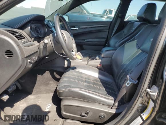 ✅ 2016 Chrysler 300 S • VIN: 2C3CCABT1GH141879 • Lot: 74810494. Listed on Copart with 102,650 mi. Free auction sales archive from the USA and detailed vehicle history report at DreamBid. Image 7.