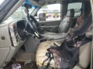 ✅ 2000 Chevrolet Silverado 1500 LT • VIN: 1GCEC19T3YZ181389 • Лот: 56209745. Опубликован ранее на Copart с пробегом Не указан. Бесплатный доступ к архиву аукционных продаж из США и подробный отчёт об истории автомобиля на DreamBid. Изображение 7.