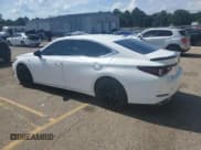 ✅ 2021 Lexus ES 350 F Sport • VIN: 58AHZ1B12MU098147 • Lot: 64572445. Wystawiony na Copart z przebiegiem Nie podano. Bezpłatny archiwum sprzedaży aukcyjnych z USA i szczegółowy raport historii pojazdu na DreamBid. Zdjęcie 2.