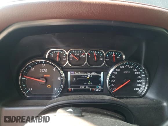 ✅ 2014 Chevrolet Silverado 1500 High Country • VIN: 3GCUKTECXEG512237 • Лот: 63100525. Опубликован ранее на Copart с пробегом 263 137 миль. Бесплатный доступ к архиву аукционных продаж из США и подробный отчёт об истории автомобиля на DreamBid. Изображение 9.