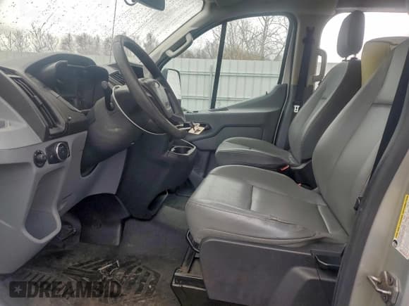✅ 2016 Ford Transit • VIN: 1FTYR1YG3GKA61731 • Lot: 94449245. Listed on Copart with 211,763 mi. Free auction sales archive from the USA and detailed vehicle history report at DreamBid. Image 7.