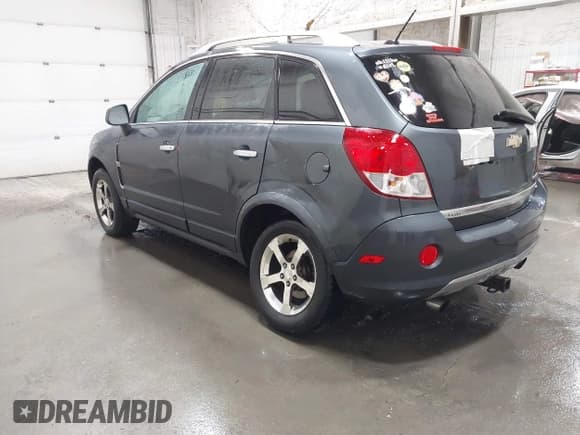 ✅ 2012 Chevrolet Captiva Sport LTZ • VIN: 3GNFL4E5XCS588328 • Lot: 42001836. Wystawiony na IAAI z przebiegiem 123 310 mil. Bezpłatny archiwum sprzedaży aukcyjnych z USA i szczegółowy raport historii pojazdu na DreamBid. Zdjęcie 3.