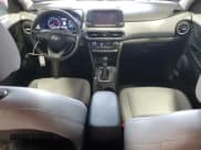 ✅ 2021 Hyundai Kona Limited • VIN: KM8K3CA58MU690571 • Lot: 92868415. Listed on Copart with 47,263 mi. Free auction sales archive from the USA and detailed vehicle history report at DreamBid. Image 8.