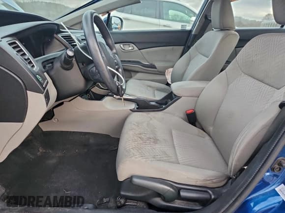 ✅ 2014 Honda Civic LX • VIN: 19XFB2F55EE230070 • Лот: 94385405. Опубликован ранее на Copart с пробегом 132 696 миль. Бесплатный доступ к архиву аукционных продаж из США и подробный отчёт об истории автомобиля на DreamBid. Изображение 7.