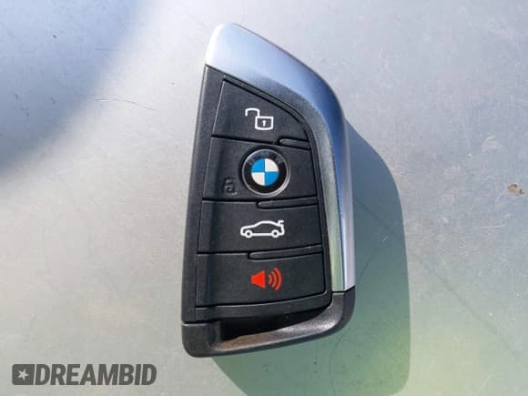 ✅ 2021 BMW 2 Series 228i • VIN: WBA53AK09M7H30650 • Lot: 42043390. Wystawiony na IAAI z przebiegiem 89 611 mil. Bezpłatny archiwum sprzedaży aukcyjnych z USA i szczegółowy raport historii pojazdu na DreamBid. Zdjęcie 11.