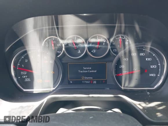 ✅ 2021 Chevrolet Suburban LT • VIN: 1GNSKCKD2MR144193 • Lot: 42848977. Wystawiony na IAAI z przebiegiem 117 662 mil. Bezpłatny archiwum sprzedaży aukcyjnych z USA i szczegółowy raport historii pojazdu na DreamBid. Zdjęcie 7.