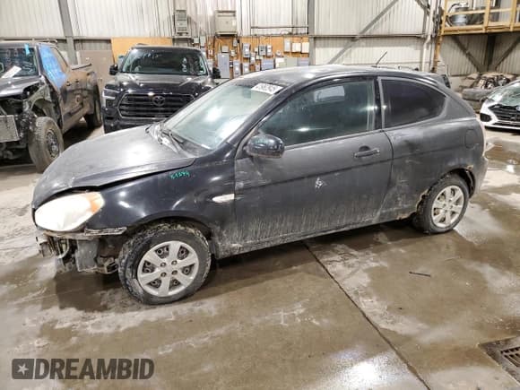 ✅ 2010 Hyundai Accent GL • VIN: KMHCN3BC7AU150782 • Лот: 41962845. Опубликован ранее на Copart с пробегом 196 392 миль. Бесплатный доступ к архиву аукционных продаж из США и подробный отчёт об истории автомобиля на DreamBid. Изображение 1.