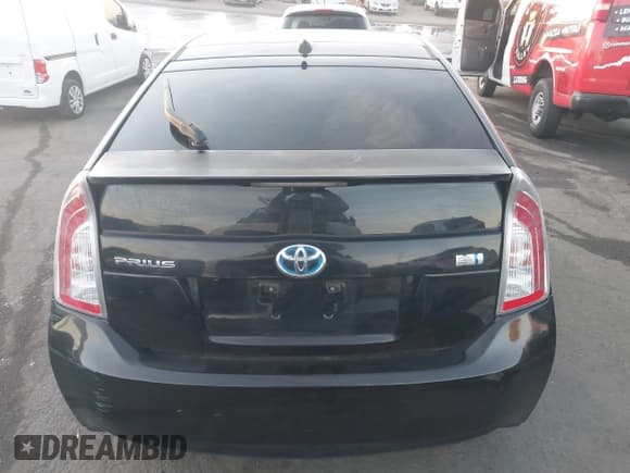 ✅ 2014 Toyota Prius Four • VIN: JTDKN3DU3E1746095 • Lot: 41119494. Wystawiony na IAAI z przebiegiem 84 258 mil. Bezpłatny archiwum sprzedaży aukcyjnych z USA i szczegółowy raport historii pojazdu na DreamBid. Zdjęcie 17.