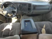 ✅ 2005 Chevrolet Tahoe LS • VIN: 1GNEC13V75R149526 • Lot: 85186925. Listed on Copart with 323,974 mi. Free auction sales archive from the USA and detailed vehicle history report at DreamBid. Image 8.