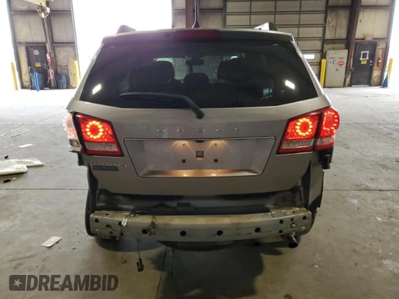 ✅ 2019 Dodge Journey SE • VIN: 3C4PDCBB4KT853011 • Lot: 81365415. Wystawiony na Copart z przebiegiem 88 763 mil. Bezpłatny archiwum sprzedaży aukcyjnych z USA i szczegółowy raport historii pojazdu na DreamBid. Zdjęcie 6.