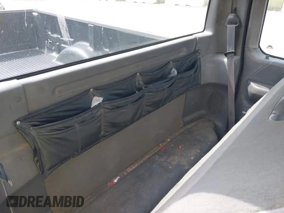 ✅ 2002 Ford F-150 XL • VIN: 1FTRF17282KD86774 • Lot: 42835264. Wystawiony na IAAI z przebiegiem 168 314 mil. Bezpłatny archiwum sprzedaży aukcyjnych z USA i szczegółowy raport historii pojazdu na DreamBid. Zdjęcie 8.