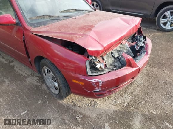 ✅ 2004 Hyundai Elantra GLS • VIN: KMHDN46D84U749465 • Lot: 40692684. Wystawiony na IAAI z przebiegiem 84 855 mil. Bezpłatny archiwum sprzedaży aukcyjnych z USA i szczegółowy raport historii pojazdu na DreamBid. Zdjęcie 6.