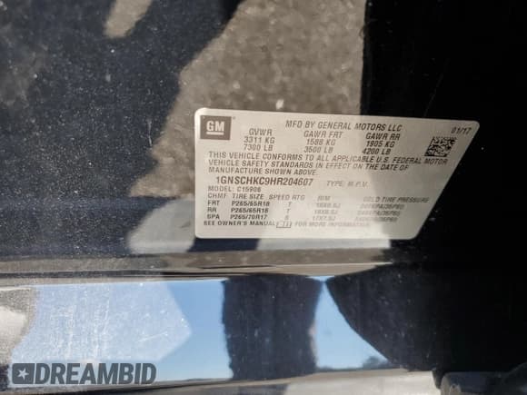 ✅ 2017 Chevrolet Suburban LT • VIN: 1GNSCHKC9HR204607 • Lot: 70588274. Wystawiony na Copart z przebiegiem 184 783 mil. Bezpłatny archiwum sprzedaży aukcyjnych z USA i szczegółowy raport historii pojazdu na DreamBid. Zdjęcie 12.