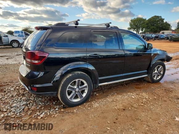 ✅ 2017 Dodge Journey Crossroad Plus • VIN: 3C4PDDGG1HT554336 • Lot: 90855805. Listed on Copart with 155,147 mi. Free auction sales archive from the USA and detailed vehicle history report at DreamBid. Image 3.