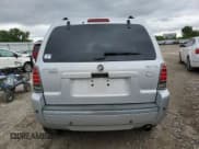 ✅ 2007 Mercury Mariner Premier • VIN: 4M2CU97107KJ17462 • Lot: 58582825. Wystawiony na Copart z przebiegiem Nie podano. Bezpłatny archiwum sprzedaży aukcyjnych z USA i szczegółowy raport historii pojazdu na DreamBid. Zdjęcie 6.