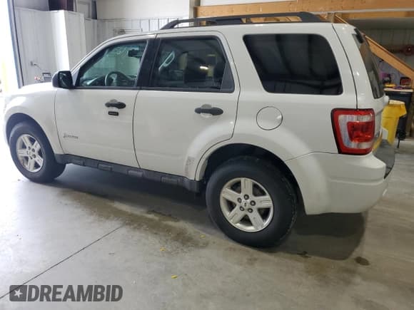 ✅ 2011 Ford Escape Hybrid • VIN: 1FMCU5K31BKC31871 • Lot: 62721555. Wystawiony na Copart z przebiegiem 120 179 mil. Bezpłatny archiwum sprzedaży aukcyjnych z USA i szczegółowy raport historii pojazdu na DreamBid. Zdjęcie 2.