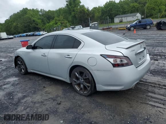✅ 2013 Nissan Maxima S • VIN: 1N4AA5AP2DC818544 • Lot: 56555005. Wystawiony na Copart z przebiegiem 168 271 mil. Bezpłatny archiwum sprzedaży aukcyjnych z USA i szczegółowy raport historii pojazdu na DreamBid. Zdjęcie 2.