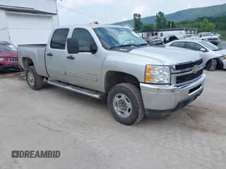 ✅ 2011 Chevrolet Silverado 2500HD LT • VIN: 1GC1KXC83BF125356 • Lot: 42725133. Wystawiony na IAAI z przebiegiem 244 277 mil. Bezpłatny archiwum sprzedaży aukcyjnych z USA i szczegółowy raport historii pojazdu na DreamBid. Zdjęcie 1.