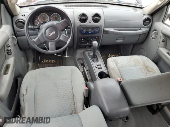 ✅ 2007 Jeep Liberty Sport • VIN: 1J4GK48K47W525506 • Lot: 68171615. Wystawiony na Copart z przebiegiem 132 268 mil. Bezpłatny archiwum sprzedaży aukcyjnych z USA i szczegółowy raport historii pojazdu na DreamBid. Zdjęcie 8.