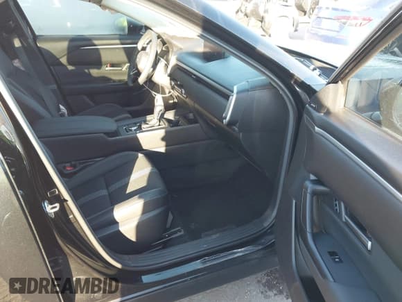 ✅ 2025 Mazda CX-50 S Premium • VIN: 7MMVABDM2SN308563 • Lot: 43559518. Listed on IAAI with 10,045 mi. Free auction sales archive from the USA and detailed vehicle history report at DreamBid. Image 5.