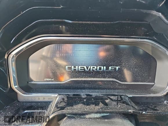 ✅ 2025 Chevrolet Silverado 1500 • VIN: 1GCRKDED1SZ124751 • Lot: 93907725. Wystawiony na Copart z przebiegiem 27 604 mil. Bezpłatny archiwum sprzedaży aukcyjnych z USA i szczegółowy raport historii pojazdu na DreamBid. Zdjęcie 9.