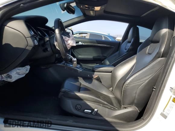 ✅ 2013 Audi RS 5 • VIN: WUAC6AFR6DA901366 • Lot: 68046115. Listed on Copart with 53,854 mi. Free auction sales archive from the USA and detailed vehicle history report at DreamBid. Image 7.