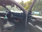 ✅ 2025 GMC Sierra 1500 Elevation • VIN: 1GTRUJEK4SZ135850 • Лот: 43287545. Опубликован ранее на IAAI с пробегом 777 миль. Бесплатный доступ к архиву аукционных продаж из США и подробный отчёт об истории автомобиля на DreamBid. Изображение 5.