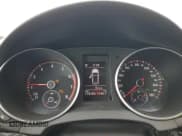 ✅ 2012 Volkswagen Golf GTI PZEV • VIN: WVWED7AJ4CW004774 • Лот: 64684845. Опубликован ранее на Copart с пробегом 179 704 миль. Бесплатный доступ к архиву аукционных продаж из США и подробный отчёт об истории автомобиля на DreamBid. Изображение 9.