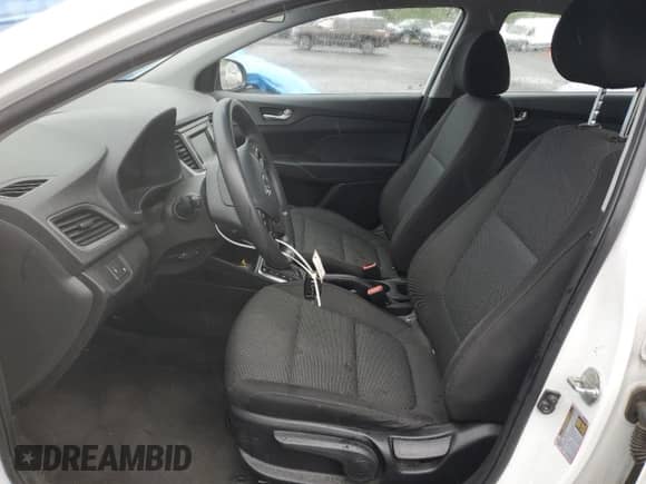 2018 Hyundai Accent SEL с VIN 3KPC24A37JE017992, выставлен на аукционе Copart как лот 57687494 с пробегом 77 278 миль миль и Списание • Salvage title. История ставок и продаж доступна на DreamBid. Изображение 7.