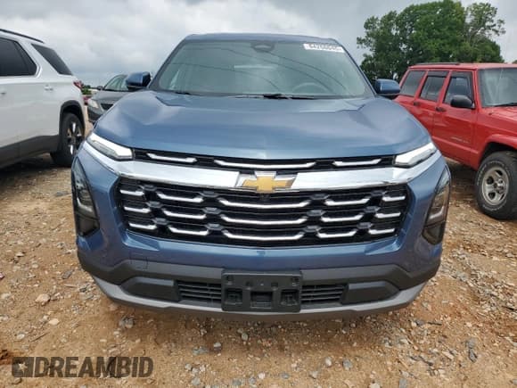 ✅ 2025 Chevrolet Equinox FWD LT • VIN: 3GNAXHEG9SL295391 • Lot: 64266045. Wystawiony na Copart z przebiegiem 1 370 mil. Bezpłatny archiwum sprzedaży aukcyjnych z USA i szczegółowy raport historii pojazdu na DreamBid. Zdjęcie 5.