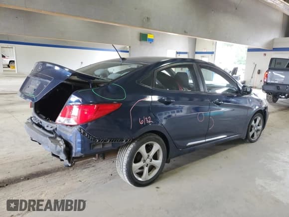 ✅ 2016 Hyundai Accent SE • VIN: KMHCT4AE9GU080452 • Лот: 71709274. Опубликован ранее на Copart с пробегом 136 742 миль. Бесплатный доступ к архиву аукционных продаж из США и подробный отчёт об истории автомобиля на DreamBid. Изображение 3.