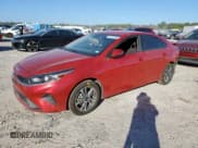 ✅ 2024 Kia Forte LXS • VIN: 3KPF24AD8RE776684 • Лот: 91707155. Опубликован ранее на Copart с пробегом 82 732 миль. Бесплатный доступ к архиву аукционных продаж из США и подробный отчёт об истории автомобиля на DreamBid. Изображение 1.