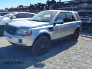 ✅ 2014 Land Rover LR2 • VIN: SALFR2BGXEH383596 • Lot: 43581281. Wystawiony na IAAI z przebiegiem 102 000 mil. Bezpłatny archiwum sprzedaży aukcyjnych z USA i szczegółowy raport historii pojazdu na DreamBid. Zdjęcie 2.