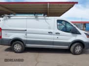 ✅ 2019 Ford Transit • VIN: 1FTYR1YM2KKA26600 • Lot: 42071985. Wystawiony na IAAI z przebiegiem 141 993 mil. Bezpłatny archiwum sprzedaży aukcyjnych z USA i szczegółowy raport historii pojazdu na DreamBid. Zdjęcie 13.