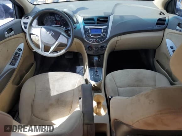 ✅ 2013 Hyundai Accent GLS • VIN: KMHCT4AEXDU305330 • Lot: 72955944. Wystawiony na Copart z przebiegiem 167 535 mil. Bezpłatny archiwum sprzedaży aukcyjnych z USA i szczegółowy raport historii pojazdu na DreamBid. Zdjęcie 8.