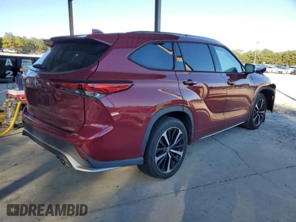 ✅ 2021 Toyota Highlander XSE • VIN: 5TDLZRAH6MS082802 • Lot: 86702125. Wystawiony na Copart z przebiegiem 65 101 mil. Bezpłatny archiwum sprzedaży aukcyjnych z USA i szczegółowy raport historii pojazdu na DreamBid. Zdjęcie 3.