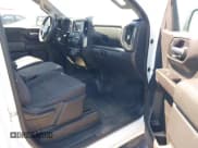 ✅ 2019 Chevrolet Silverado 1500 Work Truck • VIN: 3GCNWAEF1KG284129 • Lot: 42316787. Wystawiony na IAAI z przebiegiem 46 151 mil. Bezpłatny archiwum sprzedaży aukcyjnych z USA i szczegółowy raport historii pojazdu na DreamBid. Zdjęcie 5.