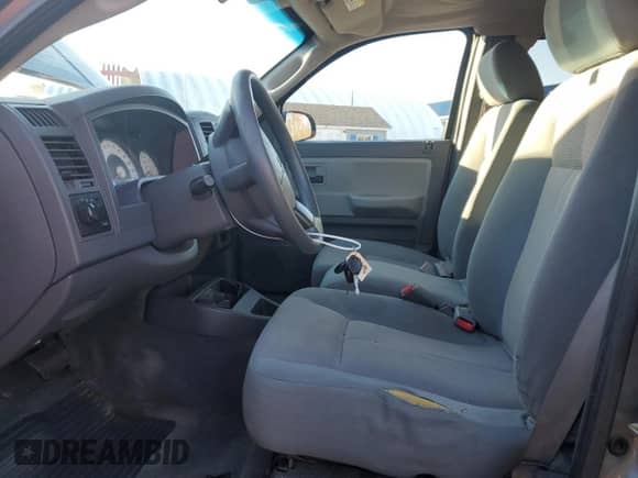 2005 Dodge Dakota ST с VIN 1D7HE22K45S134378, выставлен на аукционе Copart как лот 82577364 с пробегом 147 092 миль миль и Списание • Salvage title. История ставок и продаж доступна на DreamBid. Изображение 7.