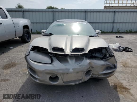 ✅ 2001 Pontiac Firebird Formula • VIN: 2G2FV22G912123611 • Lot: 56820064. Listed on Copart with 55,319 mi. Free auction sales archive from the USA and detailed vehicle history report at DreamBid. Image 5.